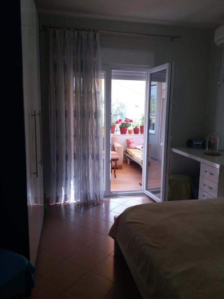 Luander Hotel Tirana Cameră foto