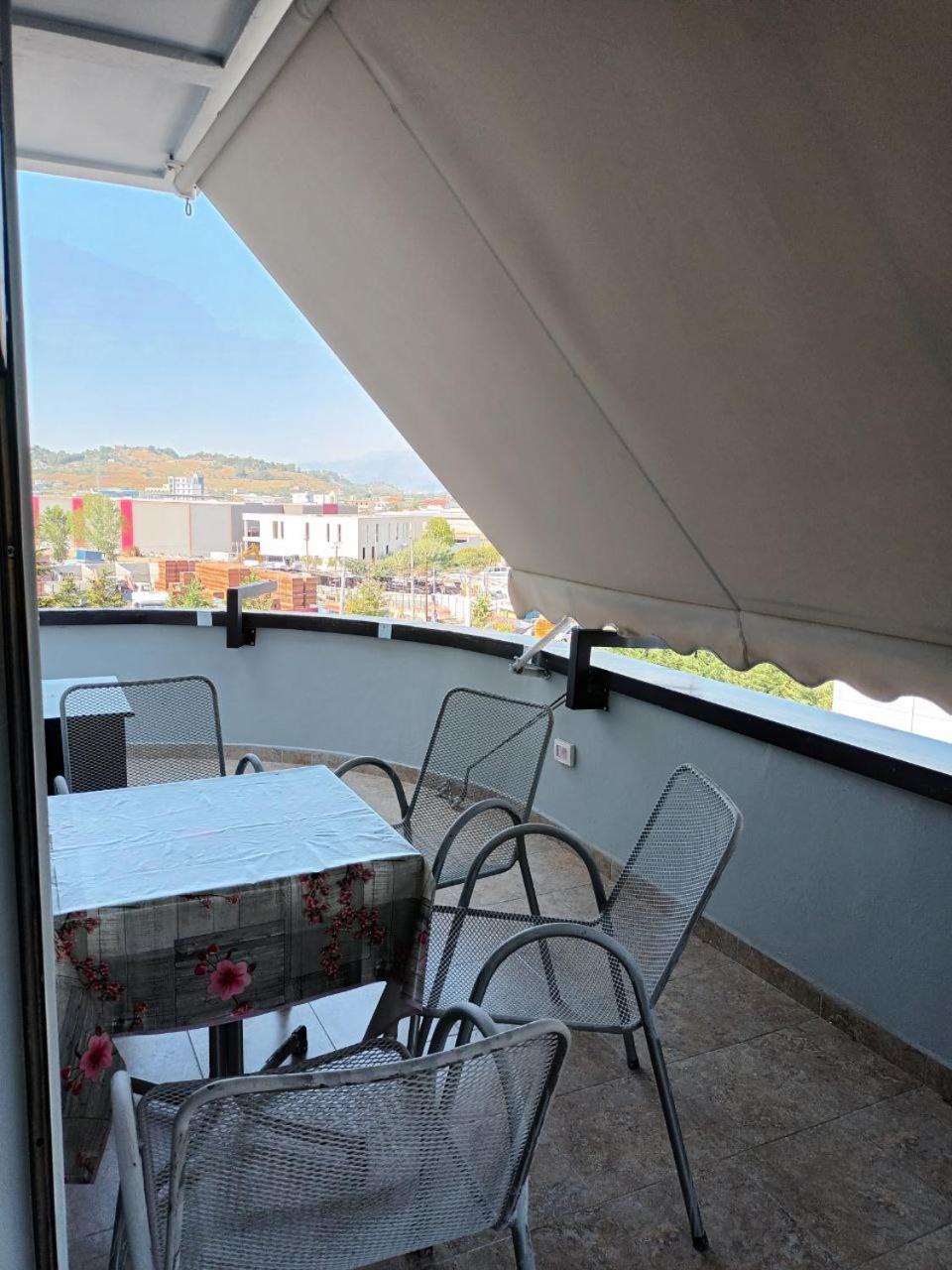 Luander Hotel Tirana Cameră foto